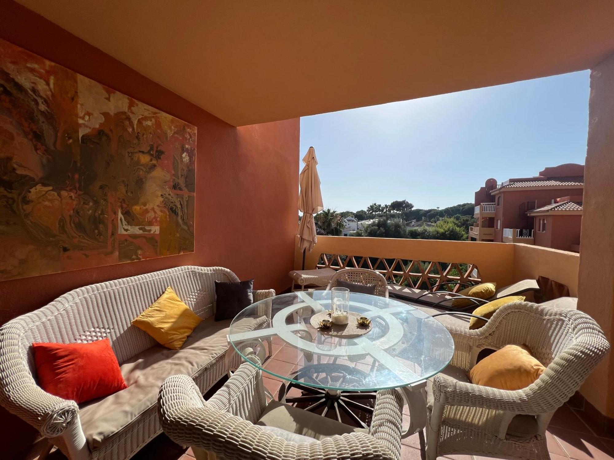 2 Bedroom 2 Bathroom Apartment Marbella East - La Reserva De Marbella Eksteriør bilde